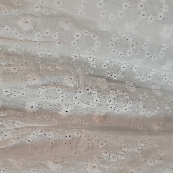 NWT Lea & Viola Cotton Eyelet Top - Picture 4 of 10